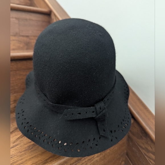 Adora Women's Black Wool Hat, Adjustable Drawstring Bow Summer Beach One Size - Picture 5 of 7